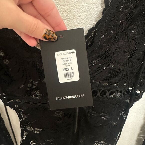 Fashion Nova Black Floral Lace Bodysuit - Picture 5 of 8